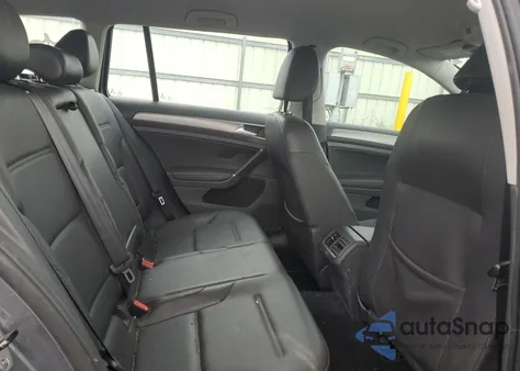 2015 Volkswagen Golf Sportwagen Tdi S z USA, uszkodzony, nr VIN 3VWFA7AU2FM516770